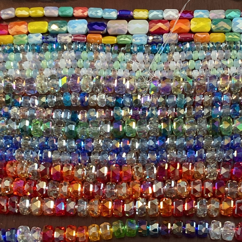 Specialty Glass strand As Shown - Picture 2 of 2